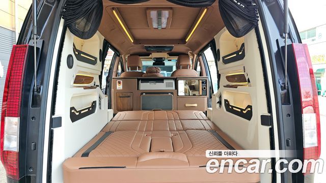 Hyundai Staria 2WD Camping Car Special Vehicle 2023 — фото 20
