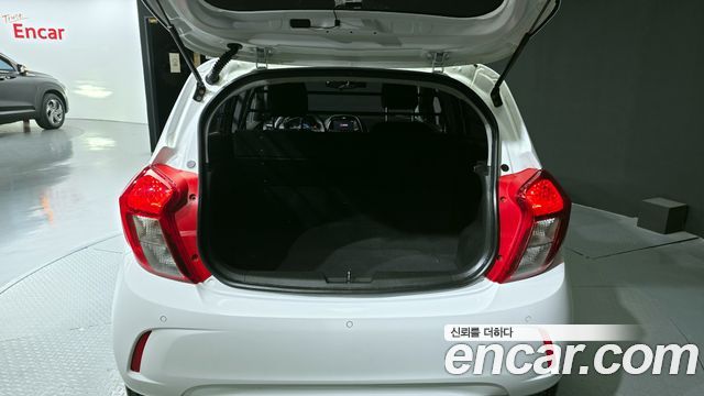 Chevrolet Spark Van 2020 — фото 12