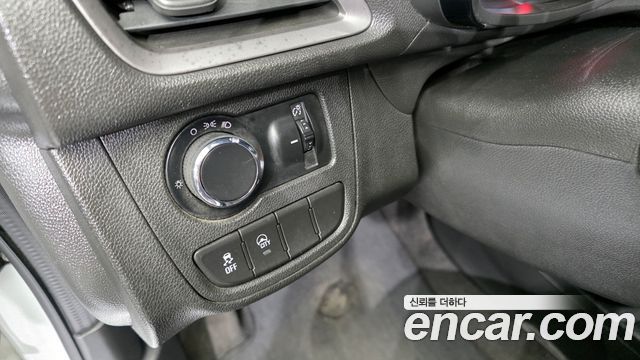 Chevrolet Spark Van 2020 — фото 15