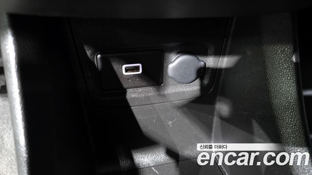 Chevrolet Spark Van 2020 — фото 16