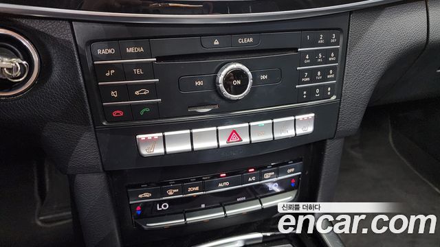 Mercedes-Benz E-Class (W212) E200 Avantgarde 2016 — фото 16
