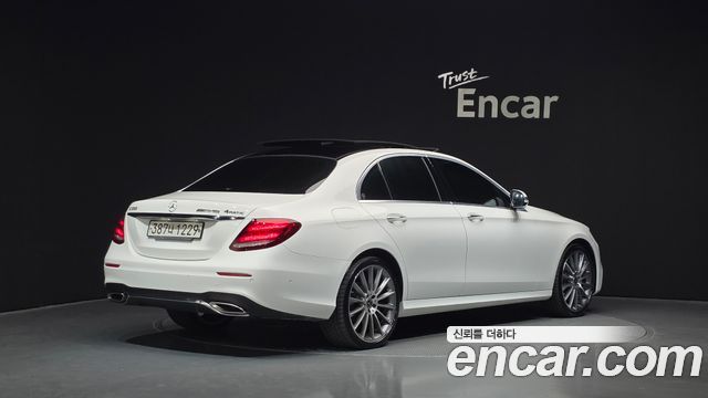 Mercedes-Benz E-Class (W213) E350 4MATIC AMG Line 2020 — фото 2