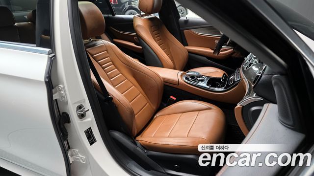 Mercedes-Benz E-Class (W213) E350 4MATIC AMG Line 2020 — фото 12