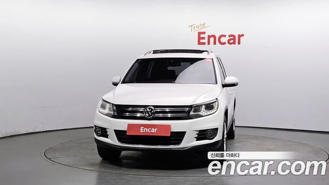 Volkswagen Tiguan 2.0 TDI  Premium 5N 2013 — фото 3
