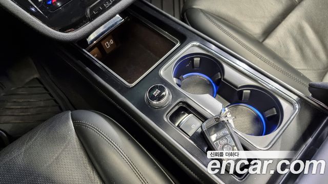 Lincoln Corsair 2.0 Reserve AWD 2021 — фото 9