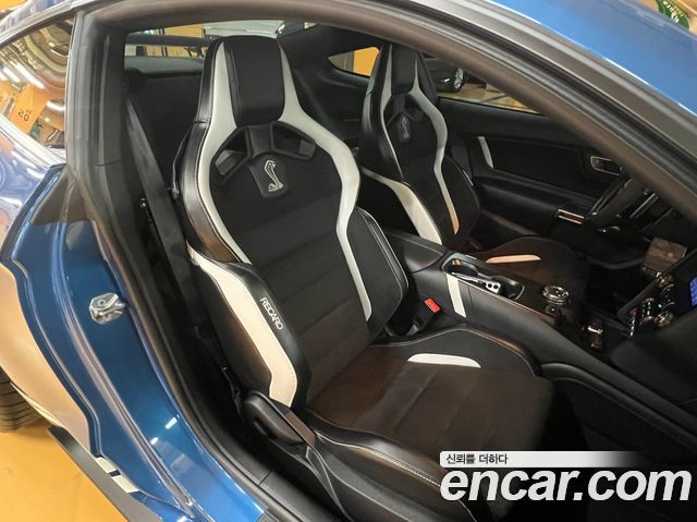 Ford Mustang Shelby GT500 Coupe 2020 — фото 16