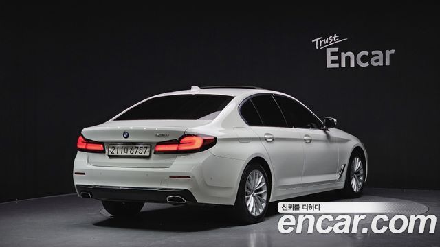 BMW 5 Series (G30) 530i Luxury 2021 — фото 2
