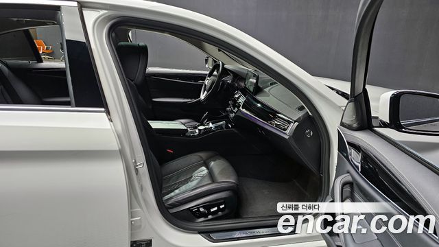 BMW 5 Series (G30) 530i Luxury 2021 — фото 11