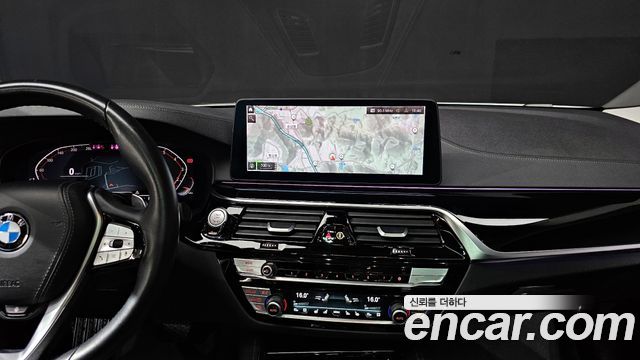 BMW 5 Series (G30) 530i Luxury 2021 — фото 14