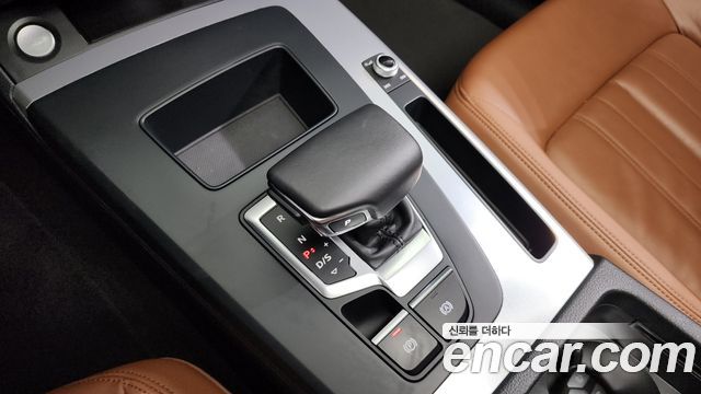 Audi Q5 (FY) 45 TFSI Quattro 2023 — фото 9