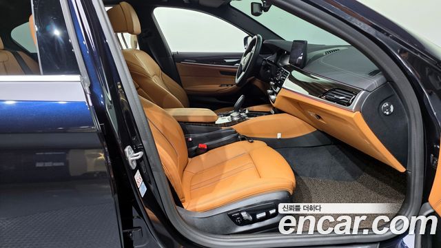 BMW 5 Series (G30) 520i M Sport 2021 — фото 11
