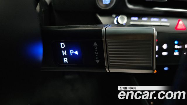Hyundai Sonata The Edge (DN8) 1.6 Turbo Premium 2024 — фото 9