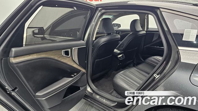 Kia K8 2.5 Gasoline 2WD Noblesse 2022 — фото 18
