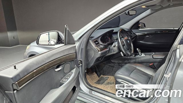 BMW 5 Series GT (F07) GT 30d xDrive 2014 — фото 11