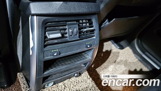 BMW 5 Series GT (F07) GT 30d xDrive 2014 — фото 17