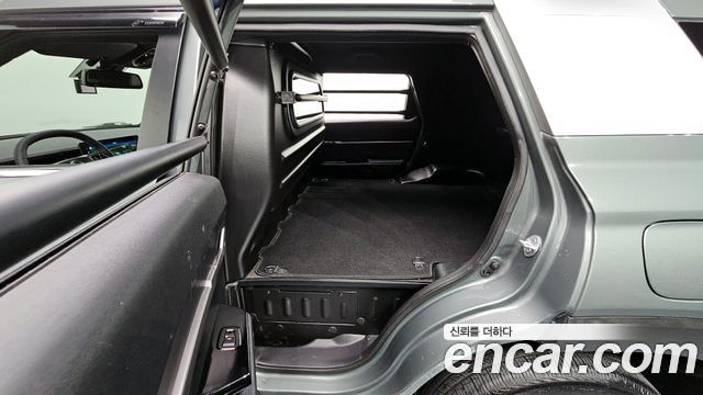 KG Mobility (SsangYong) Torres Gasoline 1.5 2WD TV7 2024 — фото 11