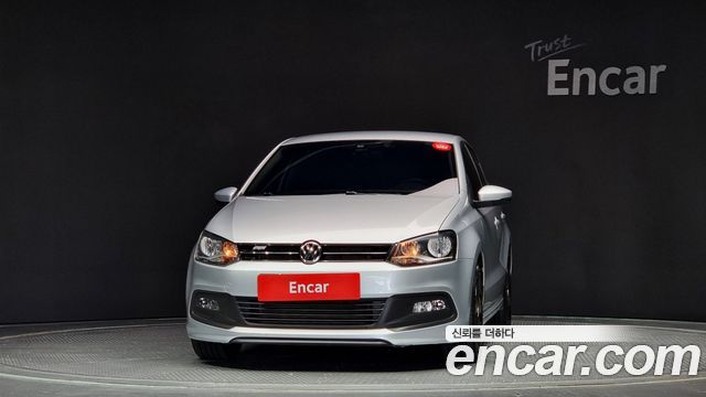 Volkswagen Polo 1.6 TDI R-Line 5th 2013 — фото 3