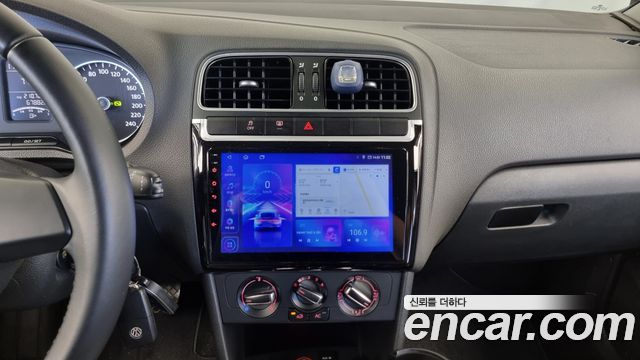 Volkswagen Polo 1.6 TDI R-Line 5th 2013 — фото 20