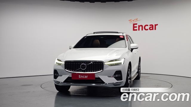 Volvo XC60 (II) B5 Ultra Bright 2025 — фото 3