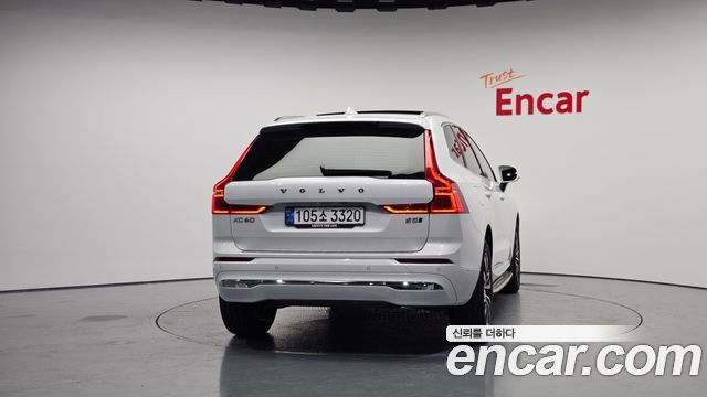 Volvo XC60 (II) B5 Ultra Bright 2025 — фото 4