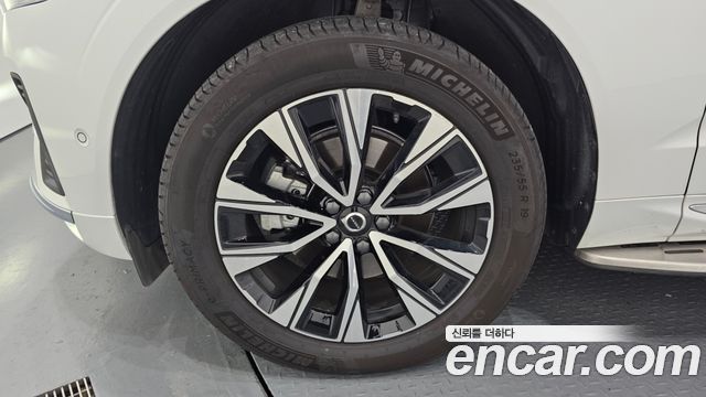 Volvo XC60 (II) B5 Ultra Bright 2025 — фото 5