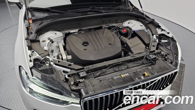 Volvo XC60 (II) B5 Ultra Bright 2025 — фото 6