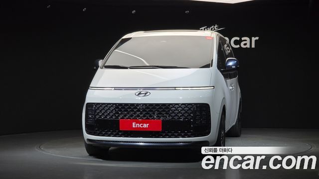 Hyundai Staria 4WD Lounge 9-Seater Inspiration 2024 — фото 3