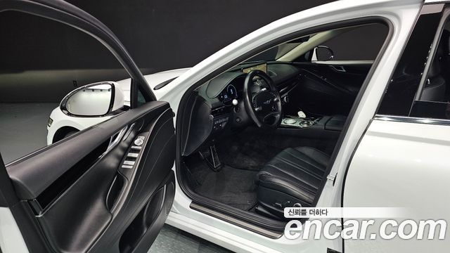 Genesis G80 (RG3) Gasoline 3.5 Turbo AWD 2022 — фото 15
