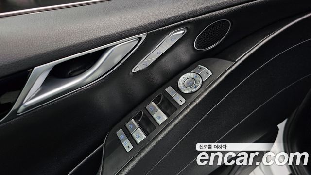 Genesis G80 (RG3) Gasoline 3.5 Turbo AWD 2022 — фото 23