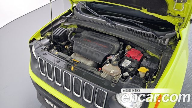 Jeep Renegade 2.4 Longitude High 2018 — фото 6