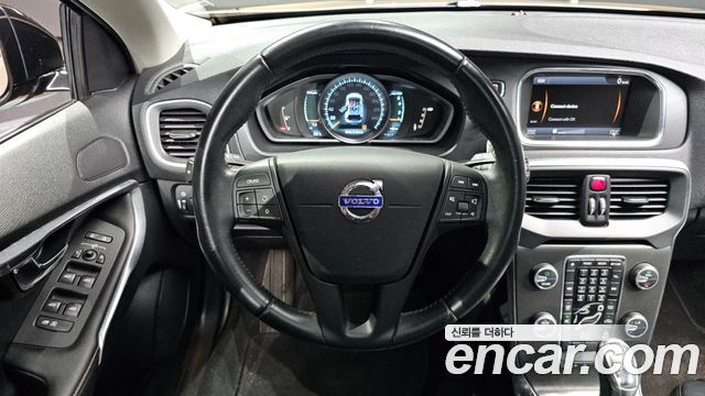 Volvo V40 Cross Country T5 AWD 2013 — фото 13