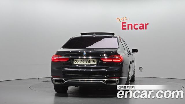 BMW 7 Series (G11) 750Li xDrive 2017 — фото 4