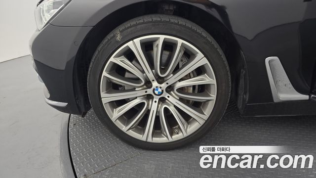 BMW 7 Series (G11) 750Li xDrive 2017 — фото 5