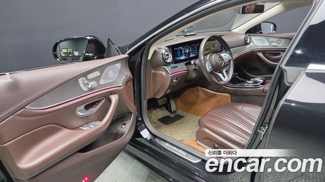 Mercedes-Benz CLS-Class (C257) CLS300d AMG Line 2019 — фото 10