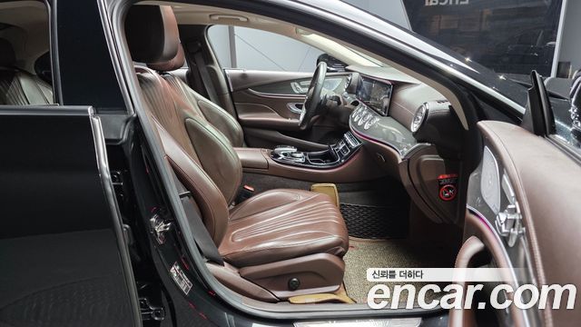 Mercedes-Benz CLS-Class (C257) CLS300d AMG Line 2019 — фото 11