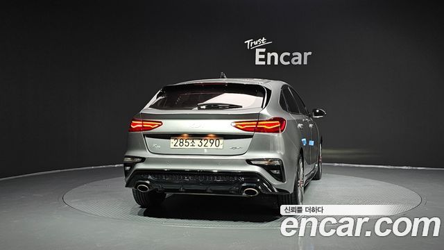 Kia K3 (II) 1.6 Turbo GT 5Door Signature 2022 — фото 4