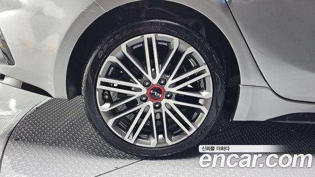 Kia K3 (II) 1.6 Turbo GT 5Door Signature 2022 — фото 5