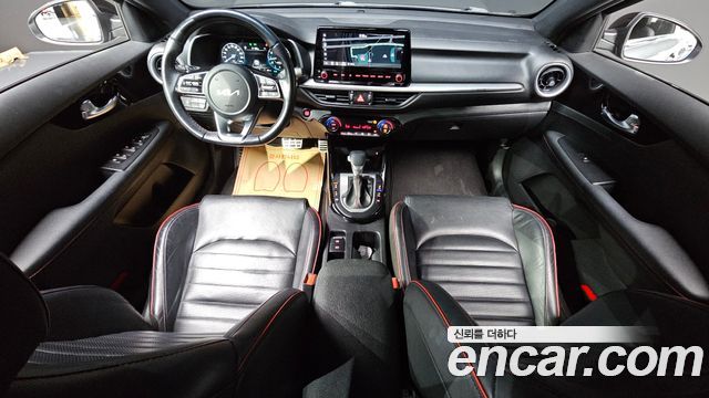 Kia K3 (II) 1.6 Turbo GT 5Door Signature 2022 — фото 7