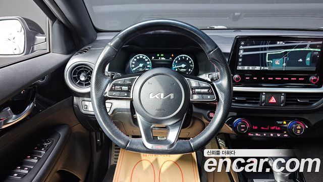 Kia K3 (II) 1.6 Turbo GT 5Door Signature 2022 — фото 14