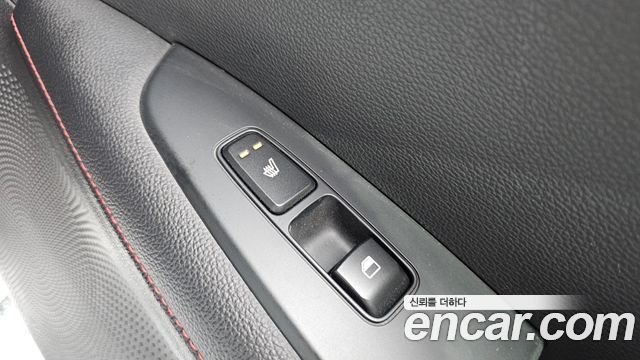 Kia K3 (II) 1.6 Turbo GT 5Door Signature 2022 — фото 20