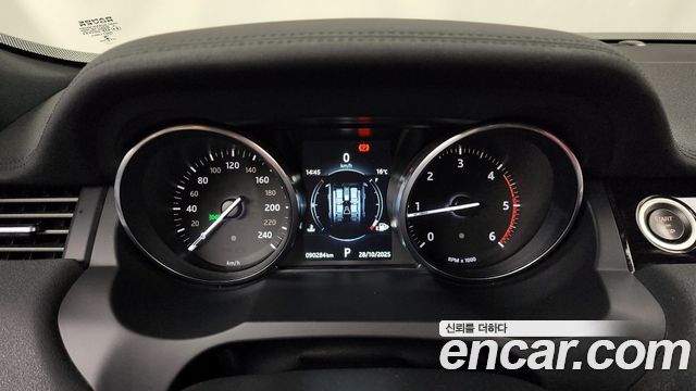 Land Rover Range Rover Evoque 2.0 TD4 HSE Dynamic 2016 — фото 8