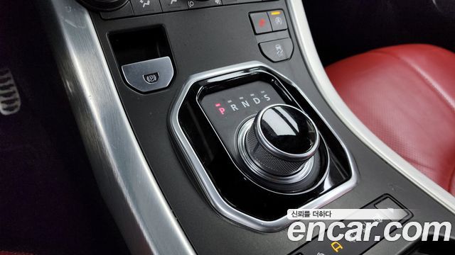 Land Rover Range Rover Evoque 2.0 TD4 HSE Dynamic 2016 — фото 9