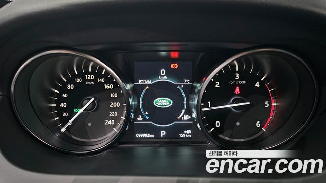Land Rover Discovery Sport 2.0 TD4 HSE Luxury 2018 — фото 8