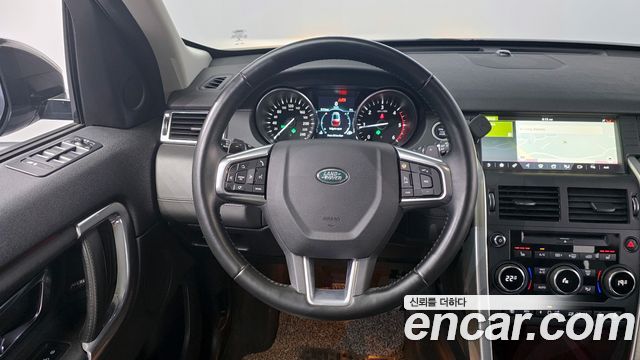 Land Rover Discovery Sport 2.0 TD4 HSE Luxury 2018 — фото 13