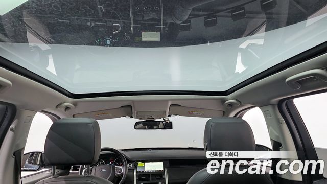 Land Rover Discovery Sport 2.0 TD4 HSE Luxury 2018 — фото 19