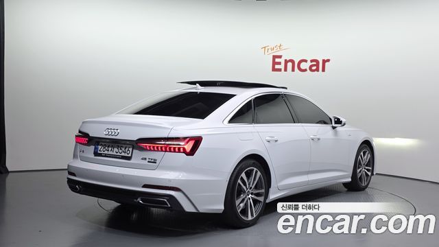Audi A6 (C8) 45 TFSI Quattro Premium 2022 — фото 2
