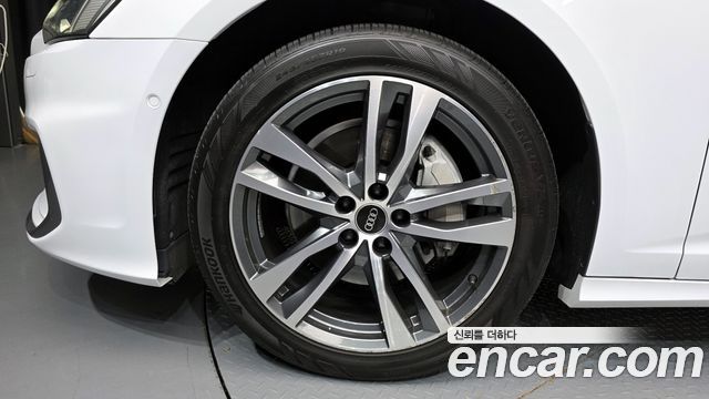 Audi A6 (C8) 45 TFSI Quattro Premium 2022 — фото 5