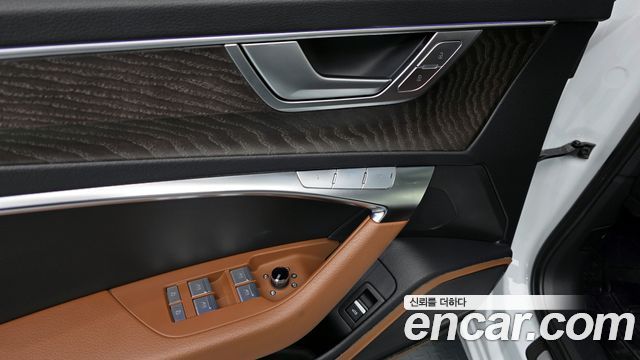 Audi A6 (C8) 45 TFSI Quattro Premium 2022 — фото 11