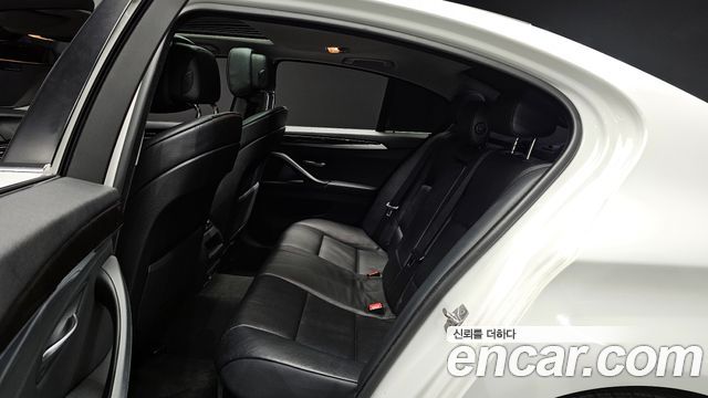 BMW 5 Series (F10) 520d 2011 — фото 16