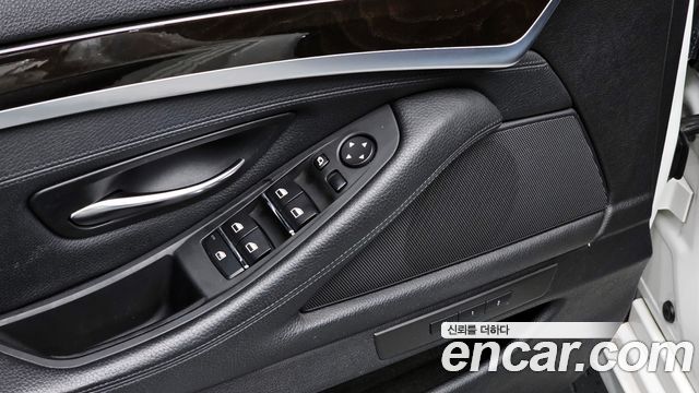 BMW 5 Series (F10) 520d 2011 — фото 21